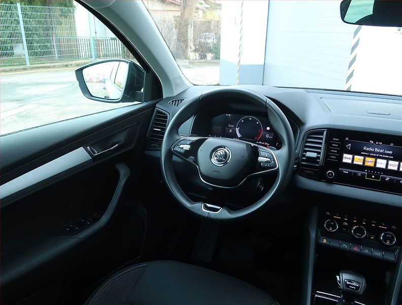 Škoda Karoq (2024) Fresh 2.0 TDI - fotka 7 z 23