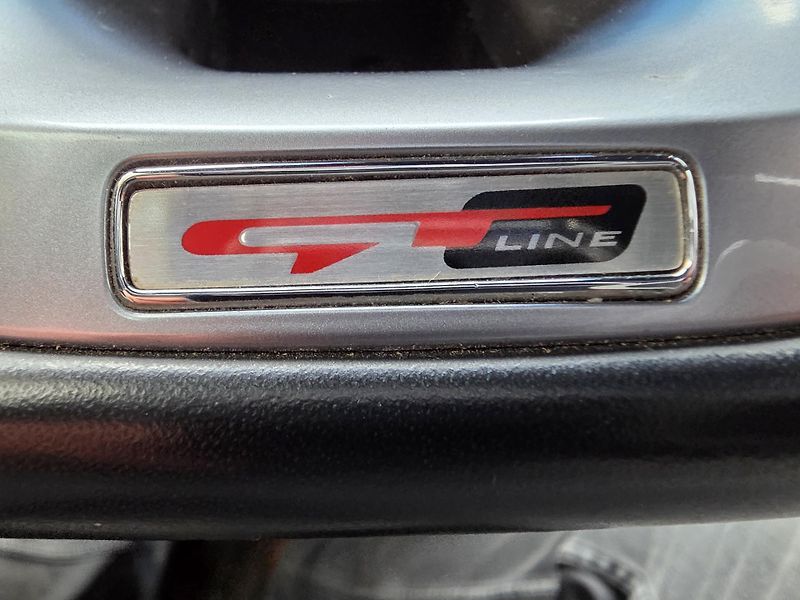 Kia Sportage 1.6-GT-line-1.majitel-TOP STAV - fotka 28 z 32