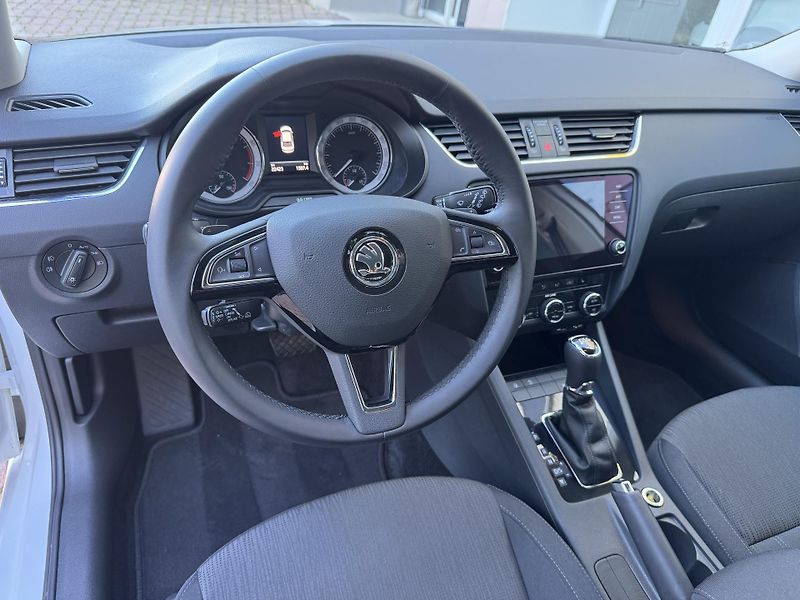 Škoda Octavia 1.4Si 110kW DSG Style - fotka 7 z 20