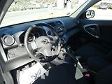 Toyota RAV4 (2006) 2.0i 112kW REZERVOVANO - náhled 8