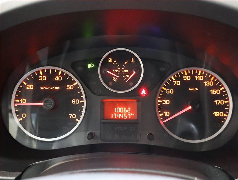 Citroën Berlingo (2015) XTR 1.6 BlueHDi, 5Míst, ČR - fotka 11 z 15