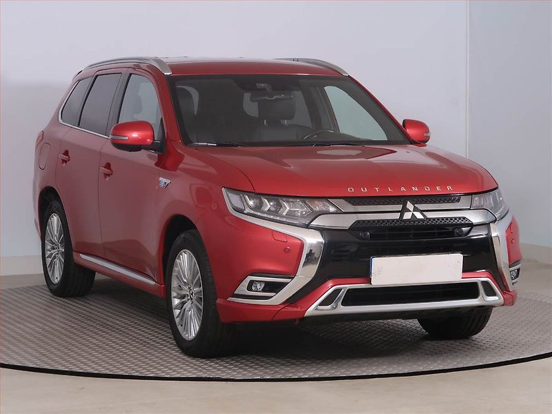 Mitsubishi Outlander (2019) 2.4 PHEV, 4X4, Automat - fotografie inzerátu