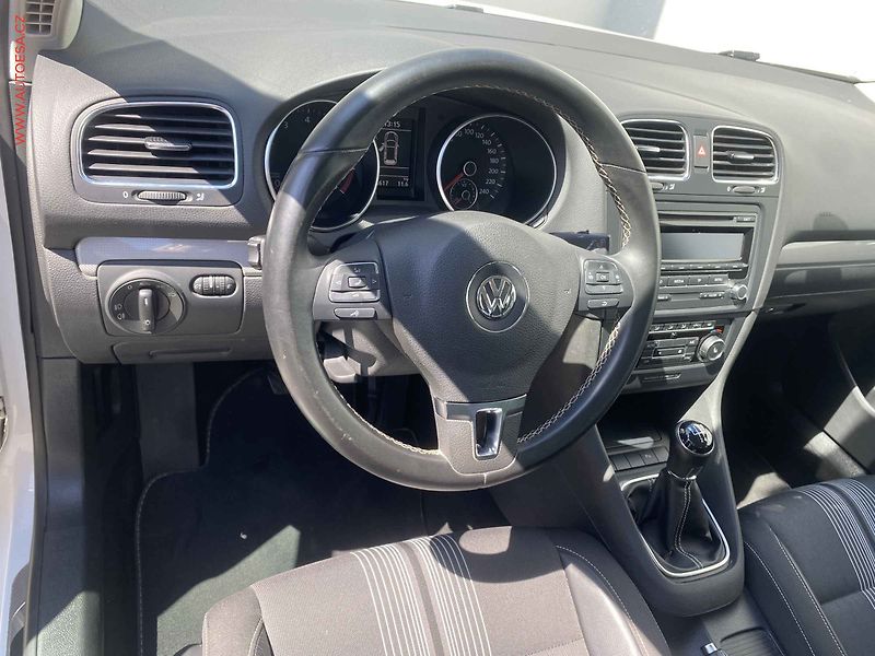 Volkswagen Golf (2013) 1.4 TSi, Match, TZ, +kola - fotka 12 z 17