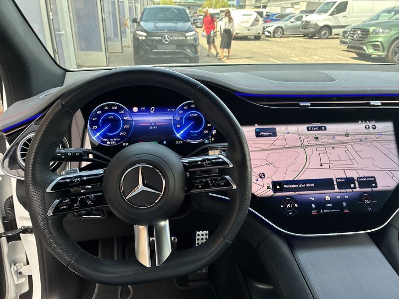 Mercedes-Benz Třídy E EQE SUV EQE 500 4MATIC SUV Ele - fotka 11 z 18