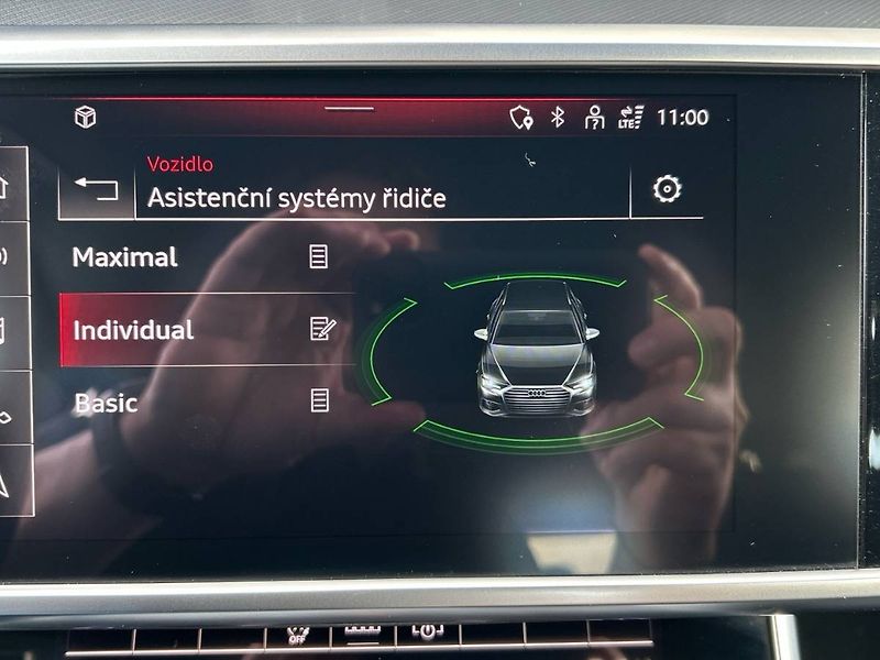 Audi A6 (2021) Avant 3.0 TDI 8AUT Quattro - fotka 30 z 35