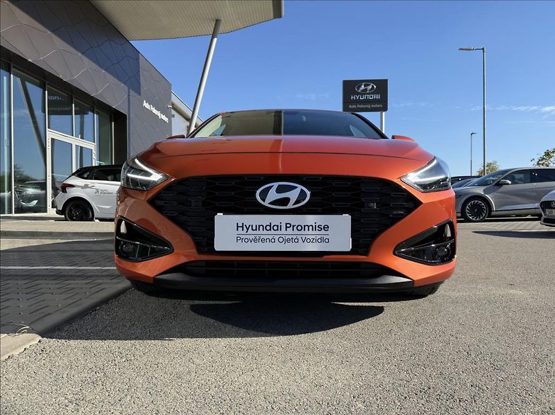 Hyundai i30 1,5 DPi  HB FL Family Climate - fotka 5 z 25