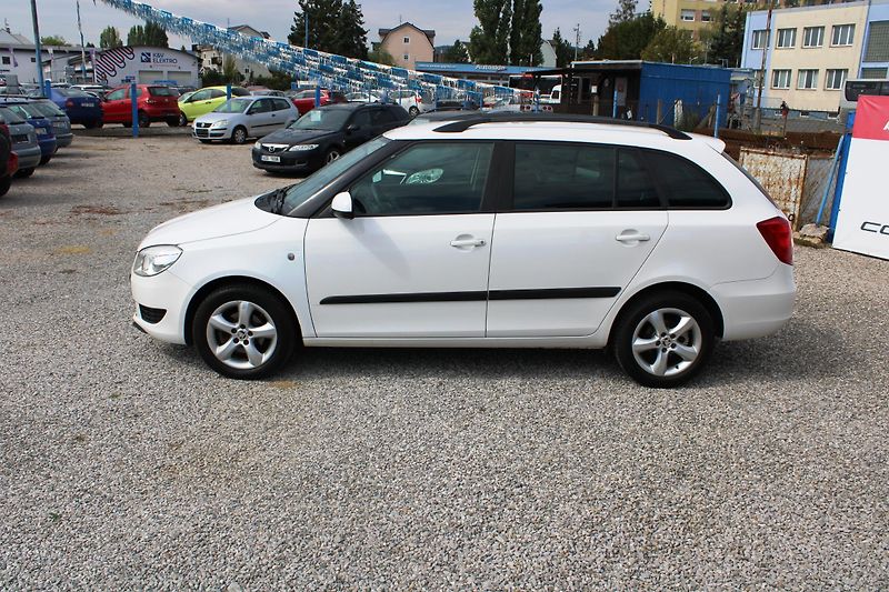 Škoda Fabia (2011) 1,2TSI KLIMA EL.OKNA TEMPOMAT  - fotka 4 z 20