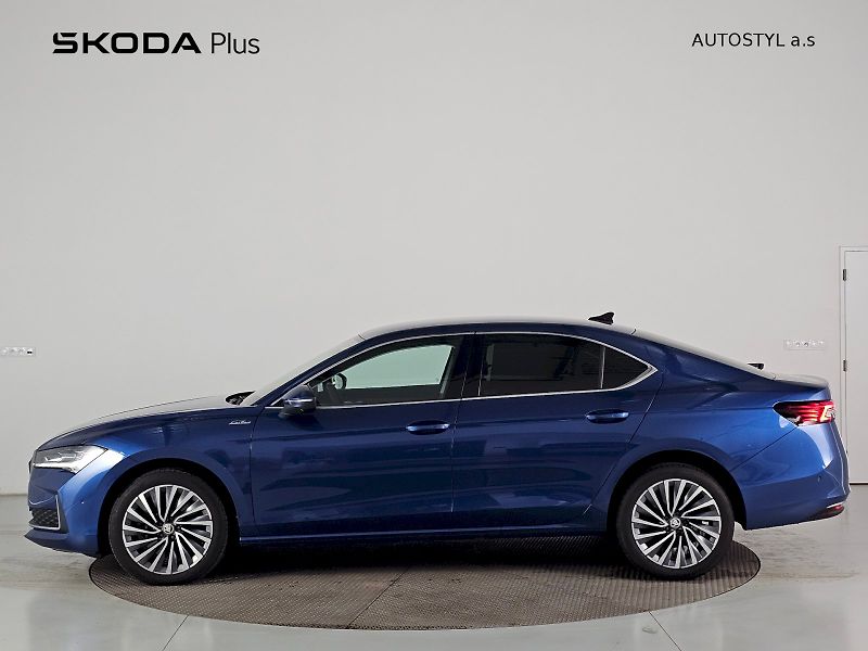 Škoda Superb (2024) 2.0TDI 142kW 4x4 DSG LAURIN A - fotka 3 z 30