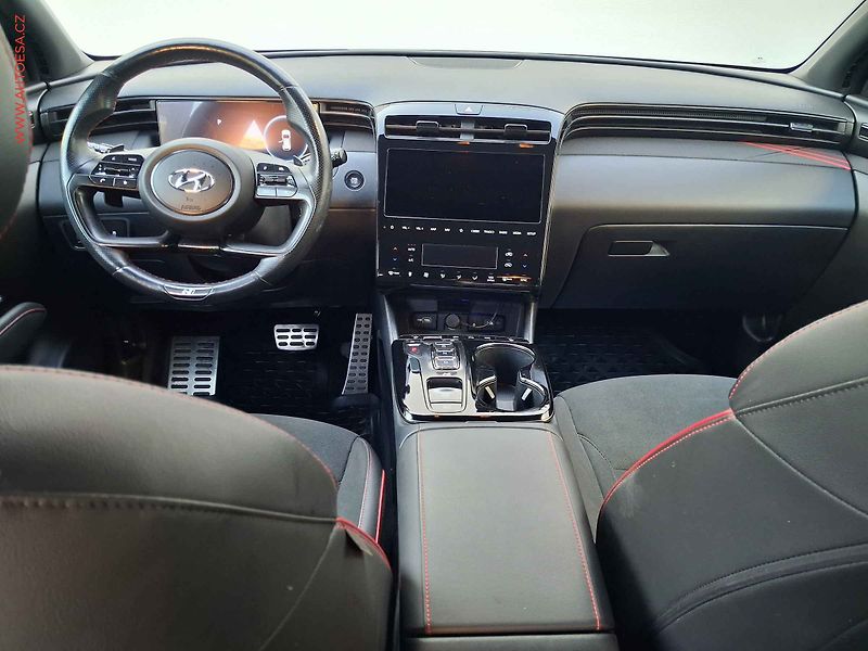 Hyundai Tucson (2022) 1.6 T-GDi 4x4, ČR, AT, LED - fotka 8 z 21
