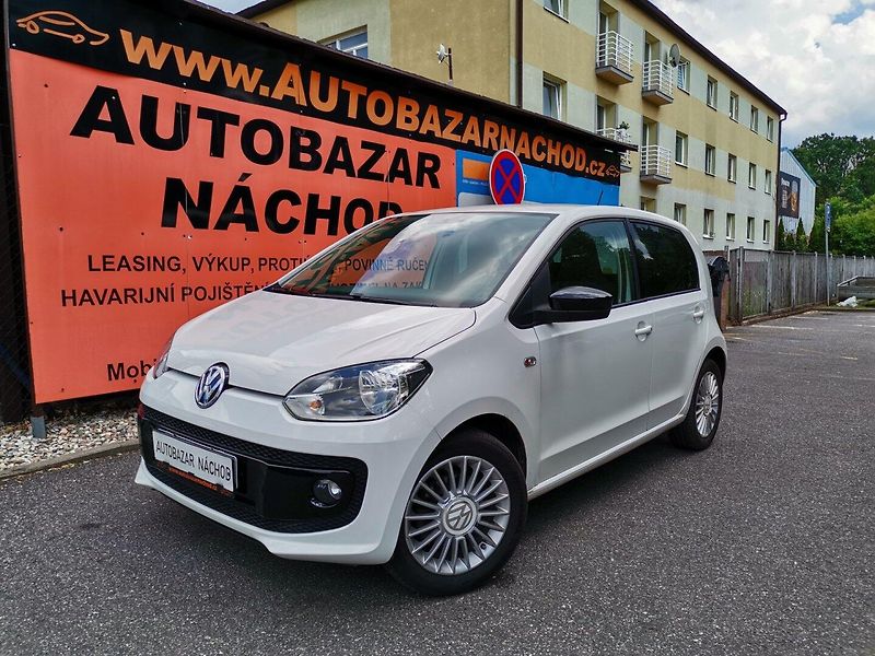 Volkswagen up! (2014) 1.0MPi 44kw Automat PDC ČR - fotka 1 z 27