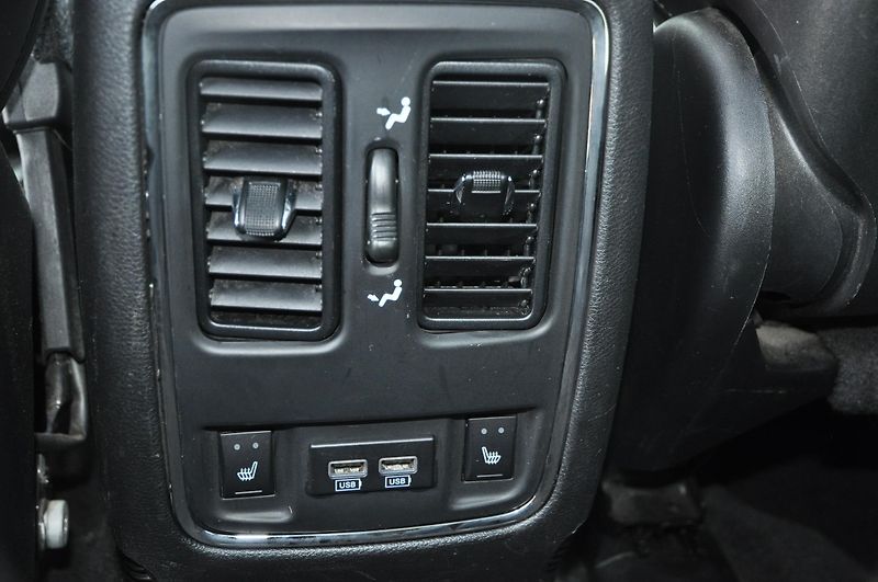 Jeep Grand Cherokee 6.4i SRT 344kW LPG!!! - fotka 20 z 23
