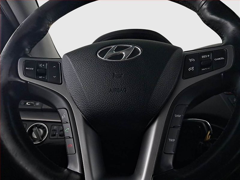 Hyundai i40 (2015) 1.7 CRDi, Navi, Tempomat - fotka 15 z 15