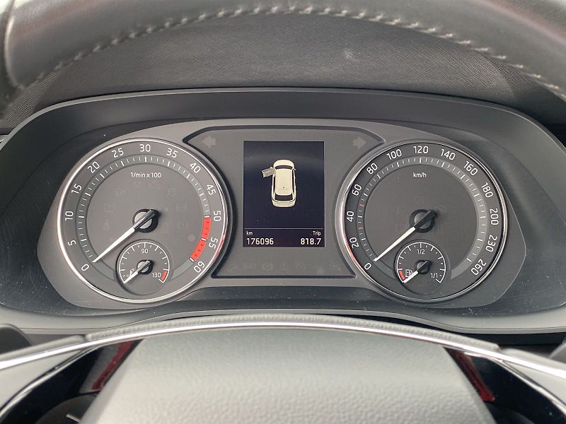 Škoda Octavia (2022) Combi 2.0 TDI DSG Ambition - fotka 6 z 33