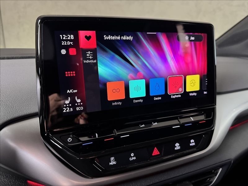 Volkswagen ID.4 Pro IQ Light Assist Kamera - fotka 39 z 48