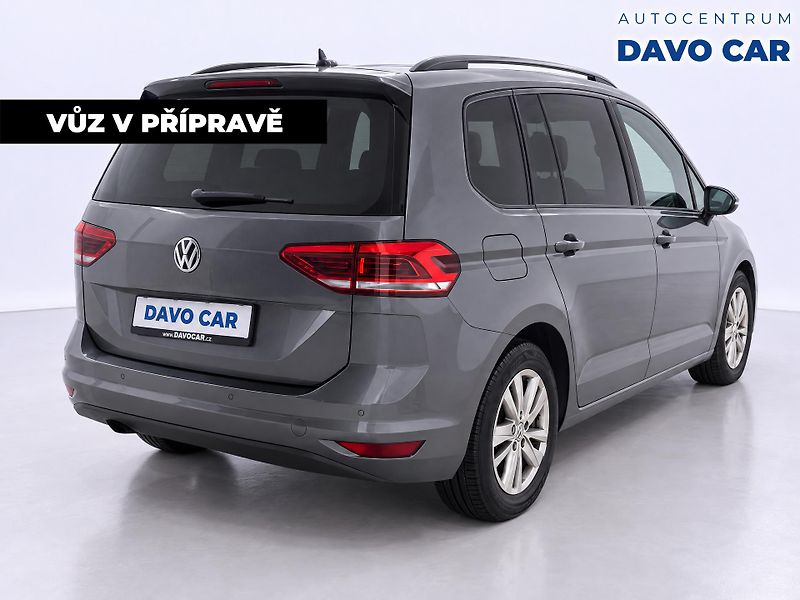 Volkswagen Touran 2,0 TDI 85kW DSG Parorama Navi - fotka 5 z 12