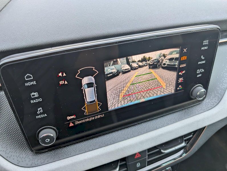 Škoda Scala (2025) 1,5 TSI / 110 kW DSG Top Selec - fotka 18 z 30