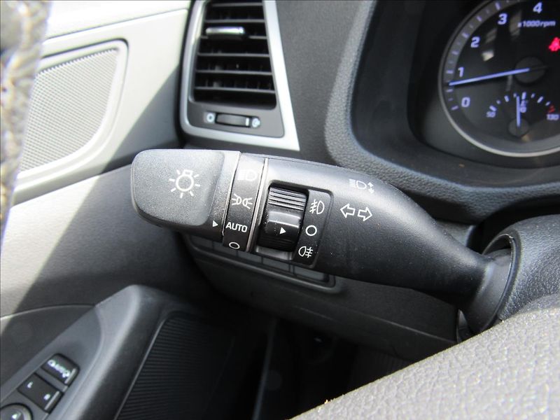 Hyundai Tucson 1,6 GDi 97kW Premium - fotka 22 z 32
