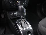 Jeep Renegade 1,3 Turbo 96kW PHEV eAWD Aut. - náhled 24