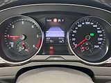 Volkswagen Passat 2.0 TDi LED SVĚTLA, rezervace - náhled 14