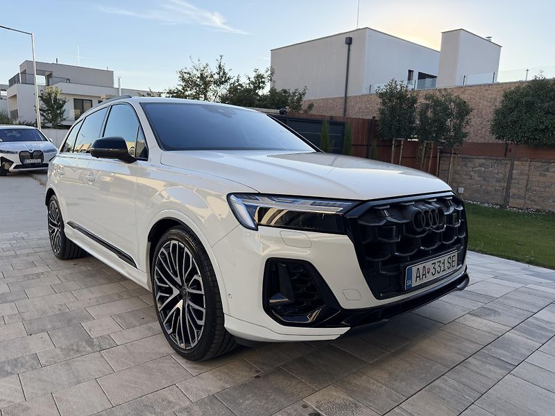 Audi SQ7 (2024) Masaze, 7 mist !!!! - fotka 3 z 19