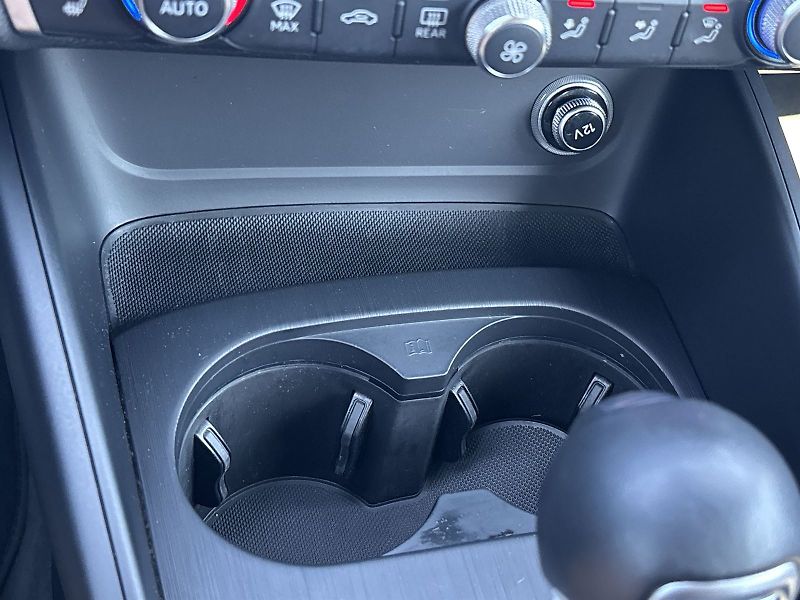 Audi A3 (2019) 40 TFSI e-tron S-tronic design - fotka 23 z 29