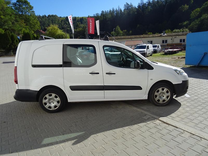 Peugeot Partner (2014) Polocombi 1,6HDi 90k MAN5 - fotka 8 z 22