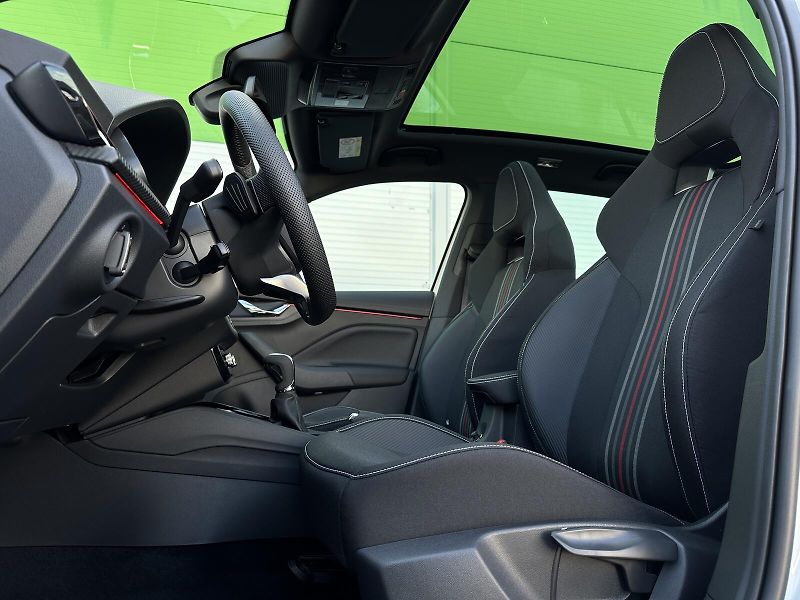 Škoda Kamiq 1.5TSi DSG Monte Carlo 150PS M - fotka 14 z 46