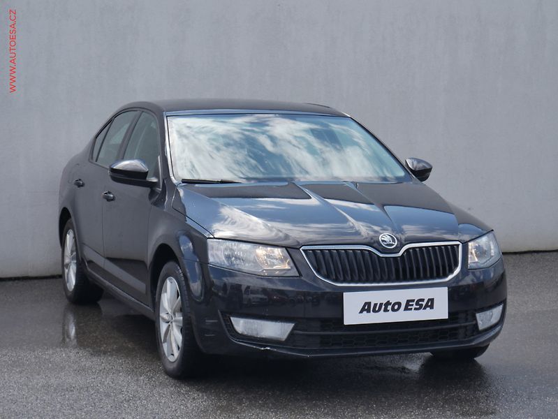 Škoda Octavia (2014) 1.6TDi, ČR, Ambition Fresh - fotografie inzerátu