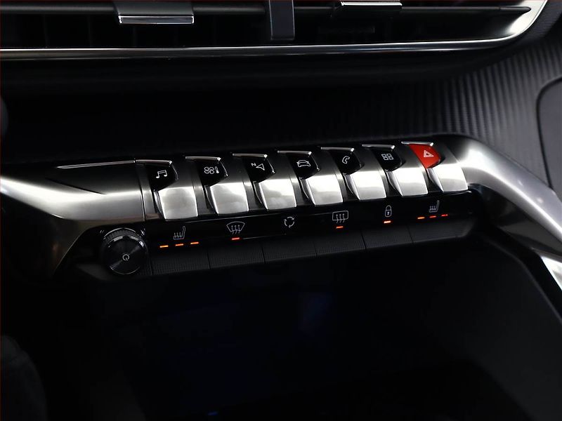 Peugeot 3008 (2020) 1.5 BlueHDi, ČR,1.maj - fotka 15 z 15