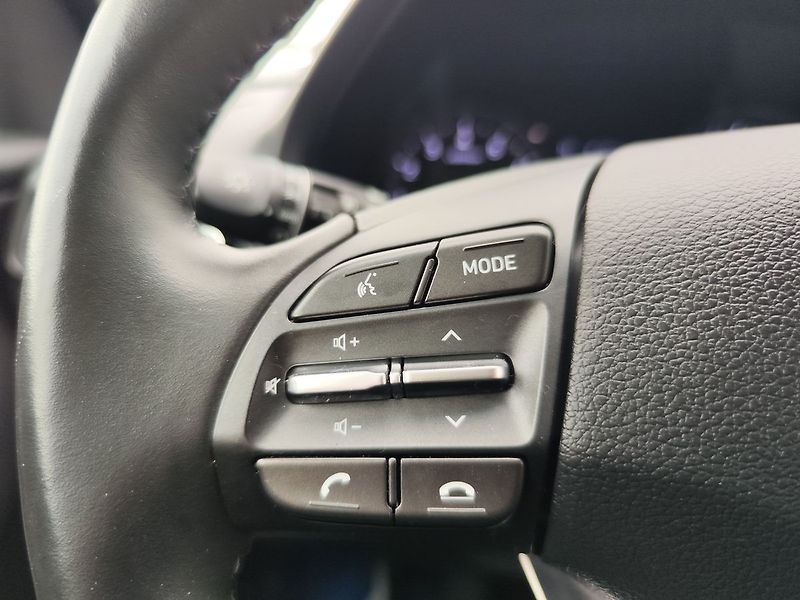 Hyundai i30 1.5 T-GDI/117kW Smart Navi - fotka 26 z 34