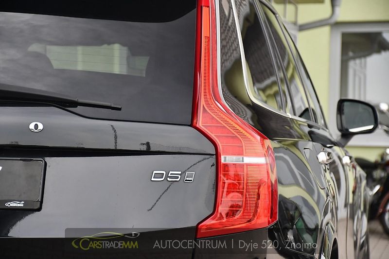 Volvo XC90 D5 AWD MOMENTUM ČR - fotka 38 z 39