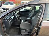 Škoda Octavia 2.0 TDI ELEGANCE - náhled 8