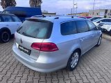 Volkswagen Passat (2012) 1,6 TDI 77 KW KOLA STK - náhled 6