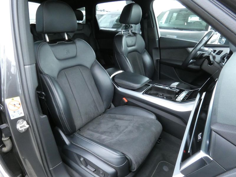 Audi Q7 S-Line 3.0 TDI Quattro 210KW - fotka 20 z 30