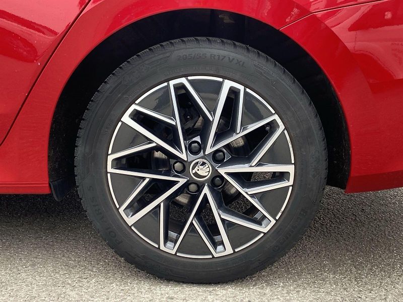 Škoda Octavia (2023) 2.0 TDI DSG Style - fotka 28 z 32