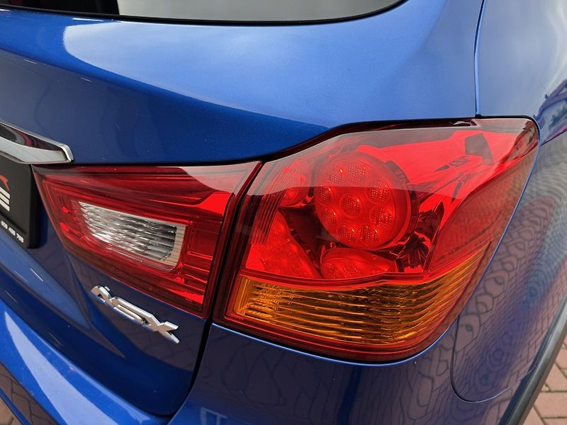 Mitsubishi ASX (2018) 1.6i Mivec Xenony Navi Kamera - fotka 36 z 48