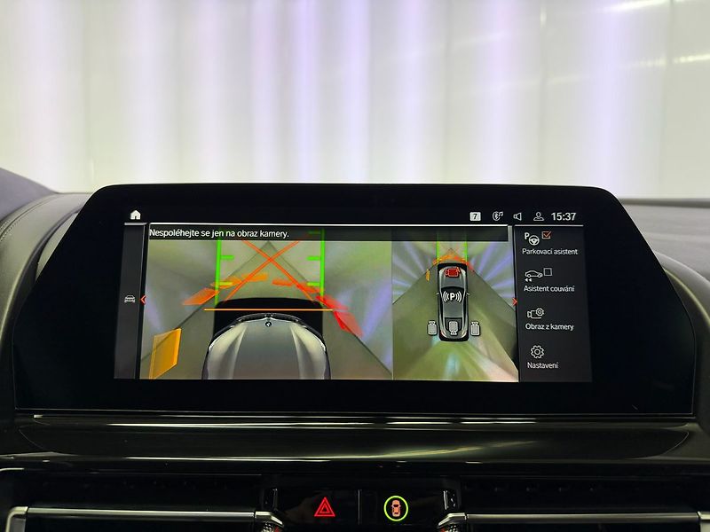 BMW Řada 8 M850i xDrive INDIVIDUAL LASER, - fotka 14 z 32