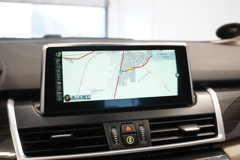 BMW Řada 2 2,0 GRAN TOURER - fotka 18 z 33