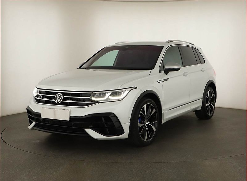 Volkswagen Tiguan (2021) R-Line R 2.0 TSI - fotka 2 z 19