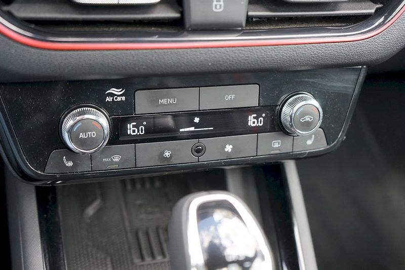 Škoda Kamiq (2025) TSI 85 kW DSG Monte Carlo - ta - fotka 21 z 34
