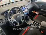 Hyundai ix35 (2011) 2.0CRDi 4x4, AT, kůže, autoAC - náhled 2