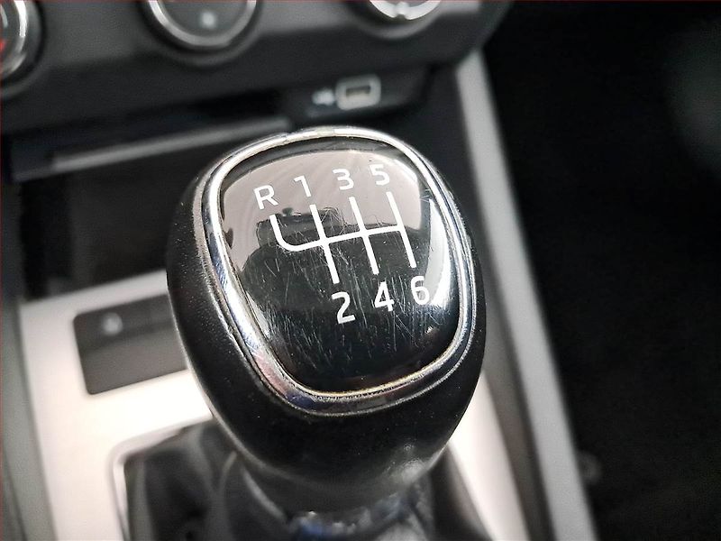 Škoda Octavia (2018) Ambition 1.0 TSI, Tempomat - fotka 13 z 16