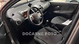 Nissan Note (2006) 1.4 i, 2.maj,ČR, AC, tažné - náhled 2