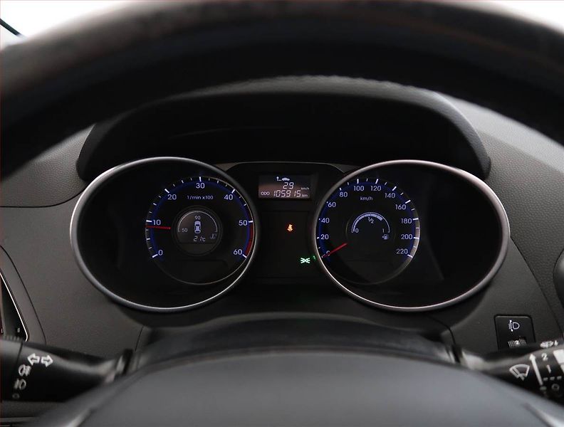 Hyundai ix35 (2015) 1.7 CRDi, Serv.kniha, Kůže - fotka 11 z 19