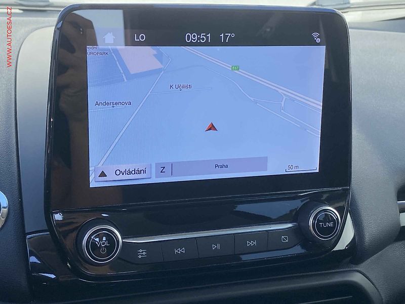 Ford EcoSport (2019) 1.0 EB, Titanium, navi - fotka 15 z 17