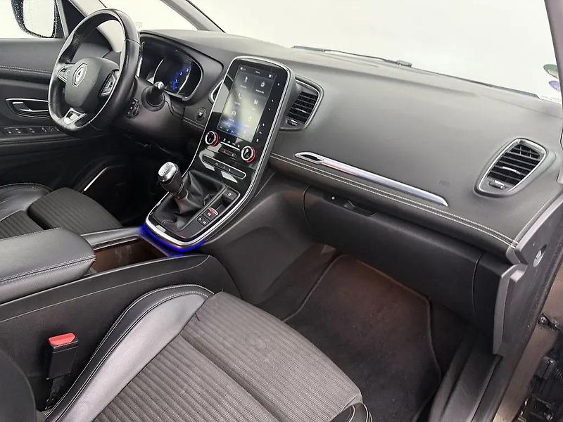 Renault Grand Scénic 1.3TCe 103kW Bose 7-Míst TZ - fotka 4 z 12
