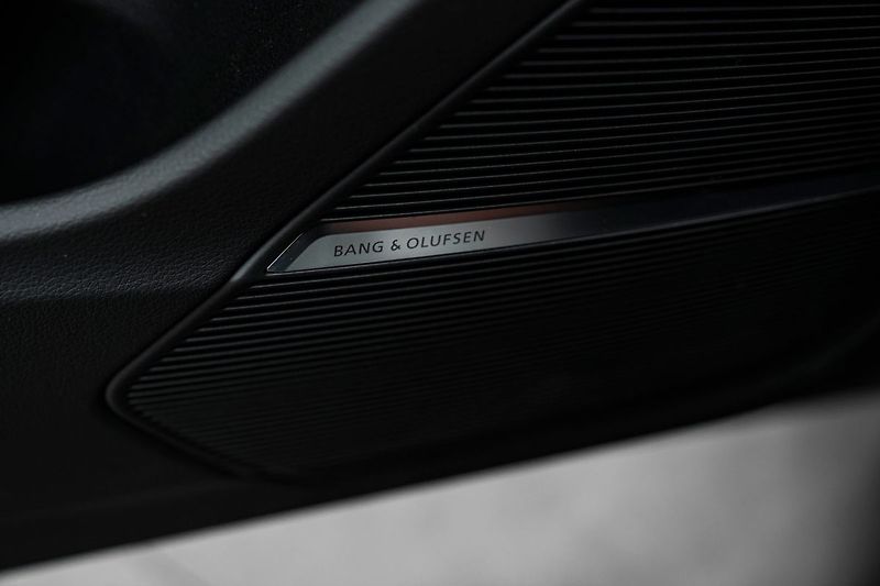 Audi SQ8 - fotka 15 z 21