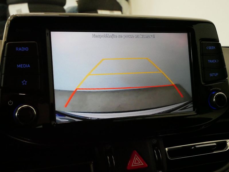 Hyundai i30 - fotka 21 z 26