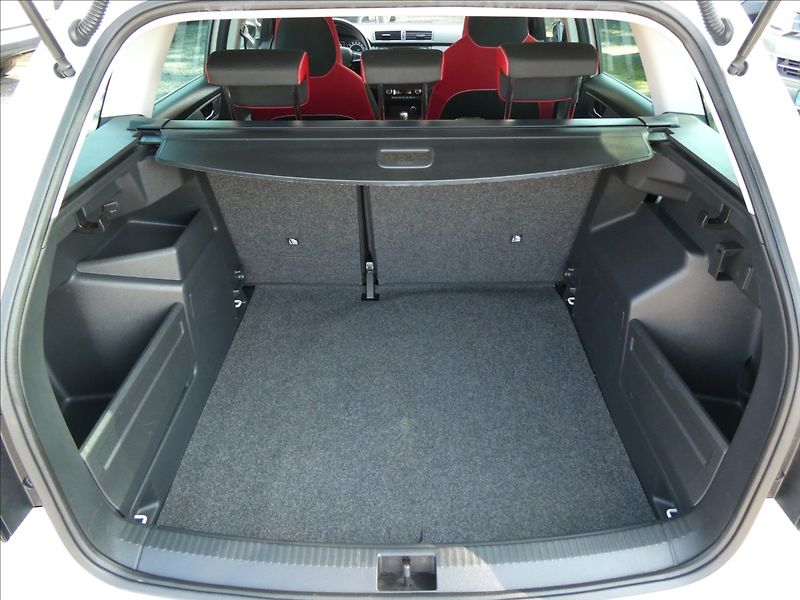 Škoda Fabia 1,2 TSi 81kW MONTE CARLO, DSG - fotka 21 z 60
