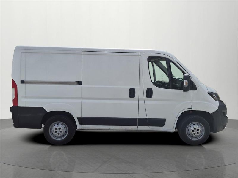Peugeot Boxer 2,2 HDi 81 Kw L1H1 klima - fotka 8 z 21
